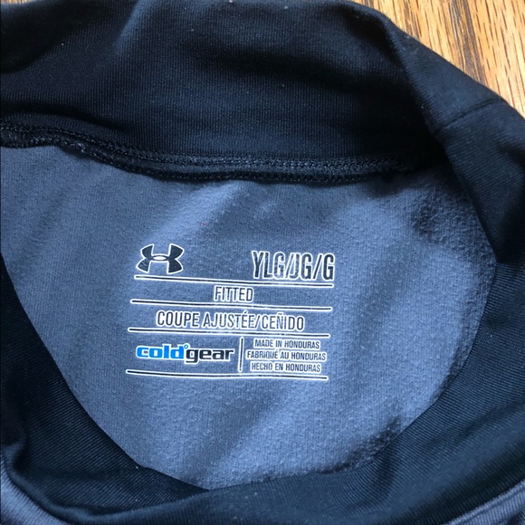 Youth large Under Armour long sleeve Cold Gear fitted shirt - Picture 2 of 3